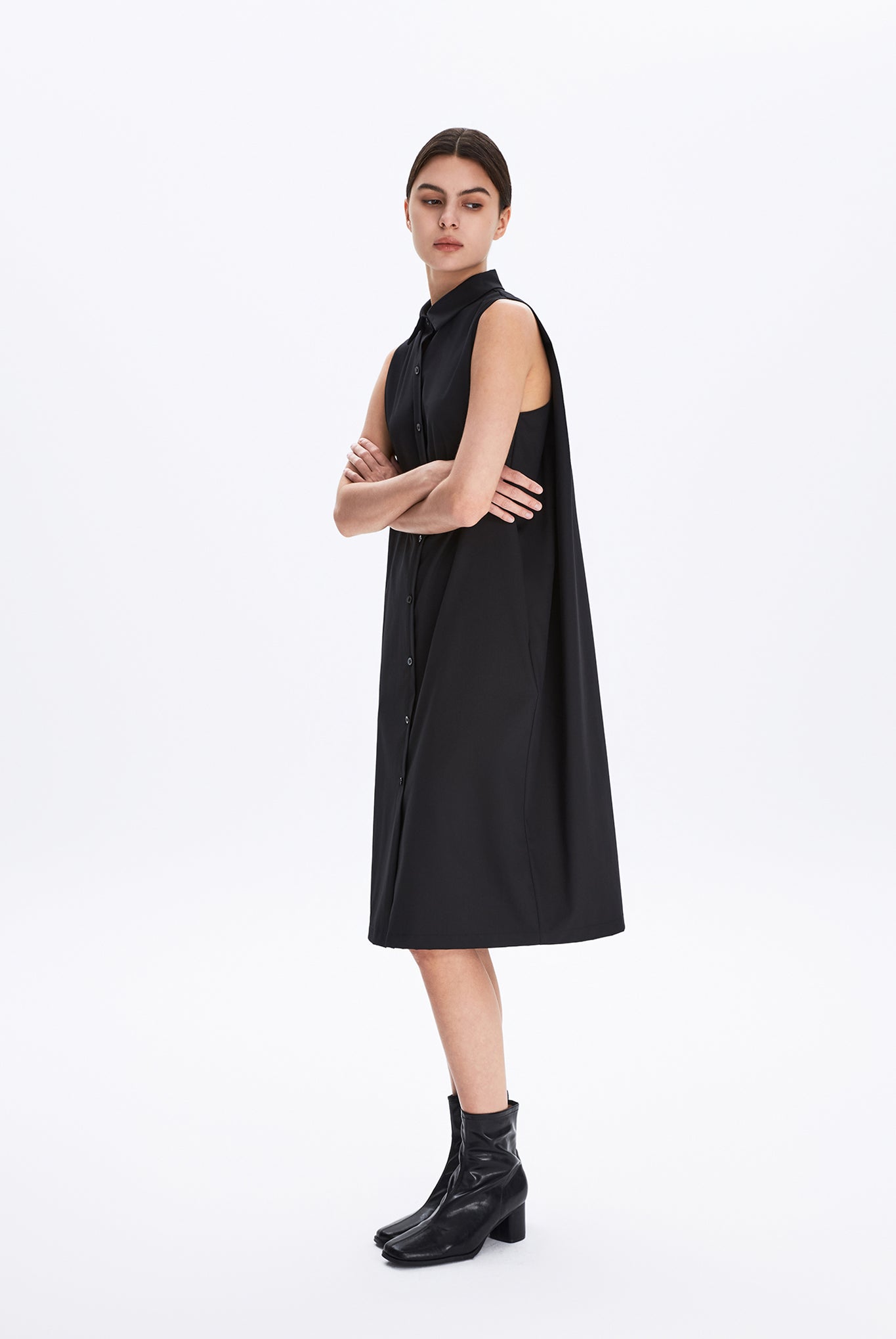 Sleeveless Button-down Shirt Dress