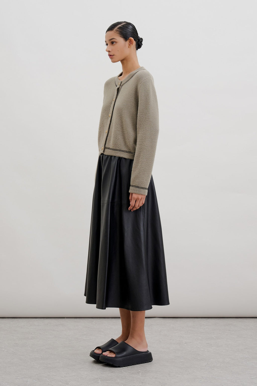 Chain Trim Knit Cardigan